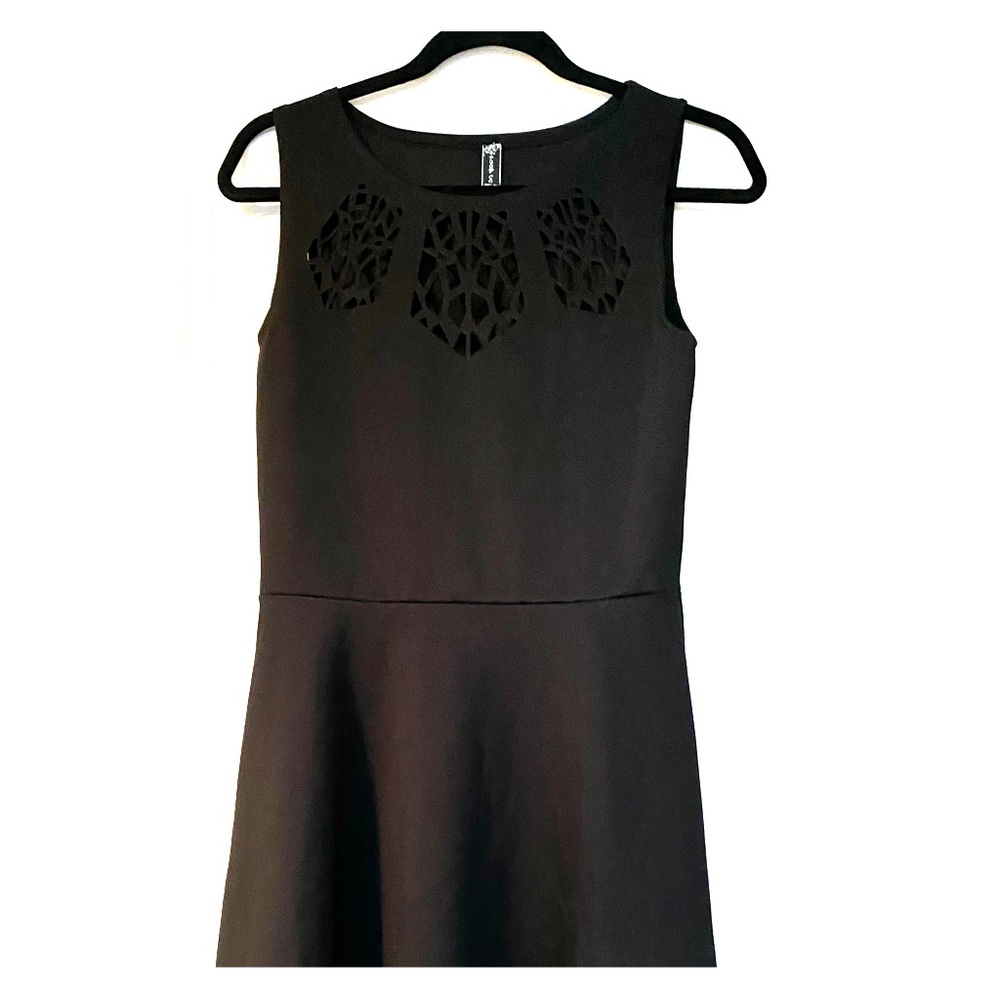 Cute sleeveless dress black